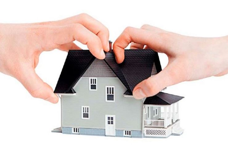 Điều kiện để tách thửa đất là: Có giấy chứng nhận quyền dùng đất, mảnh đất không có tranh chấp…