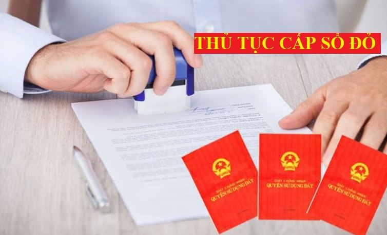 Đất lấn là hành vi người sử dụng đất chuyển dịch ranh giới thửa đất để tăng diện tích đất sử dụng