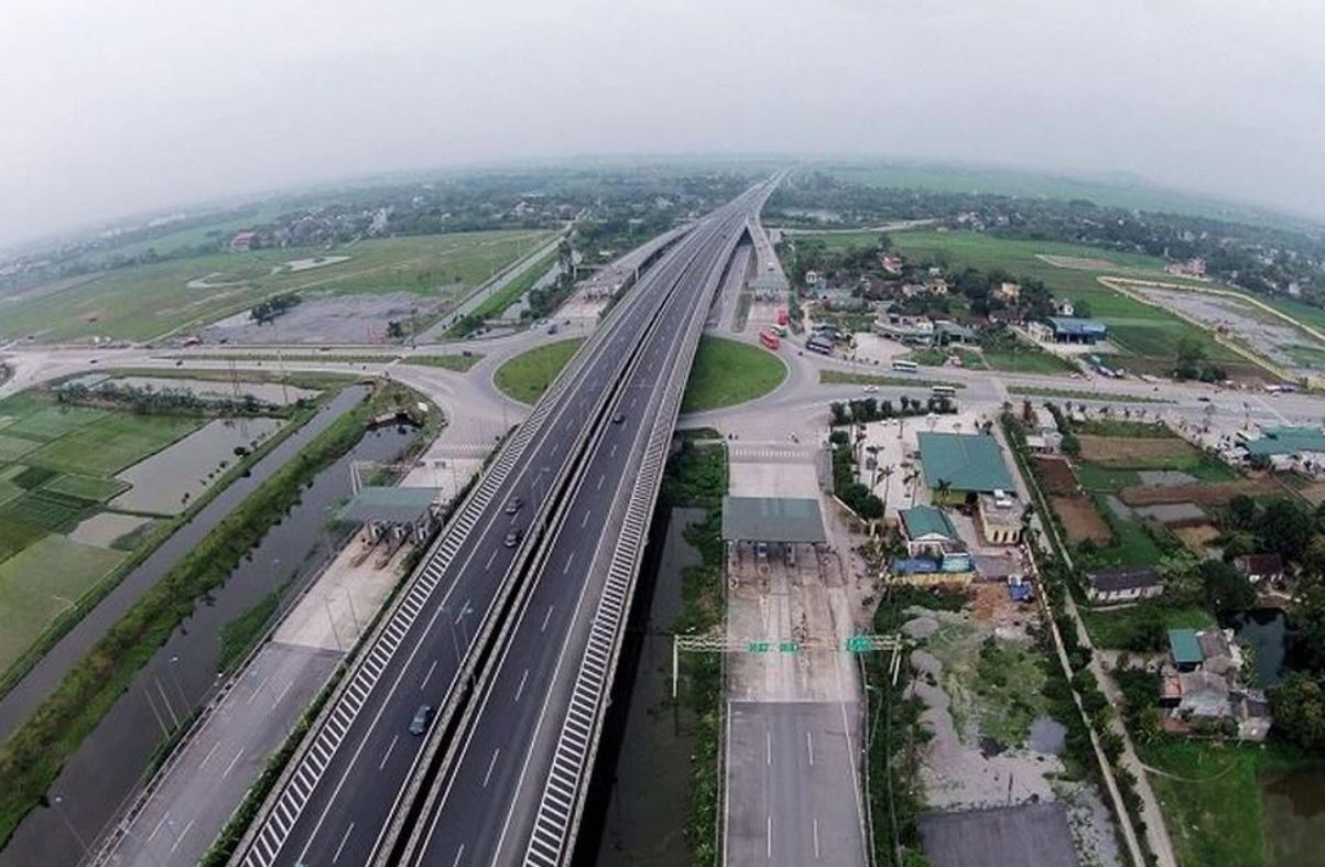 Việc hoàn thành, đưa vào sử dụng các công trình giao thông nói trên để hạn chế tình trạng ùn tắc và tai nạn, giúp người dân đi lại an toàn và thuận tiện hơn