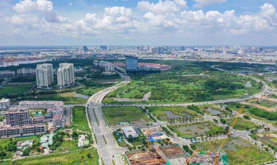 Không nên phân biệt bất động sản thứ nhất hay thứ hai và cần áp chung, thế mới được coi là công bằng giữa cả hai