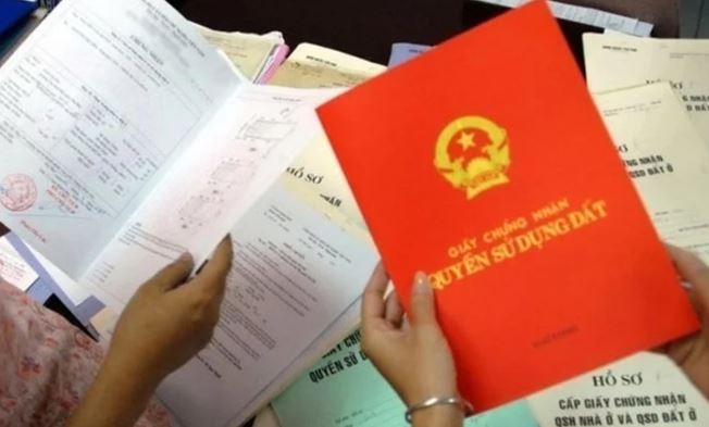 Mảnh đất không có giấy tờ sẽ được cấp sổ đỏ nếu sử dụng vào mục đích nông nghiệp không thuộc trường hợp chiếm, lấn hay tranh chấp